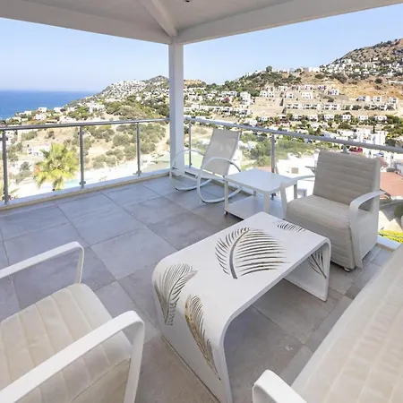 Apartmán Amazing Duplex House With Sea View In Bodrum *