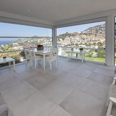 Amazing Duplex House With Sea View In Bodrum * Gumusluk