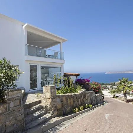 Amazing Duplex House With Sea View In Bodrum 아파트 규무슬럭